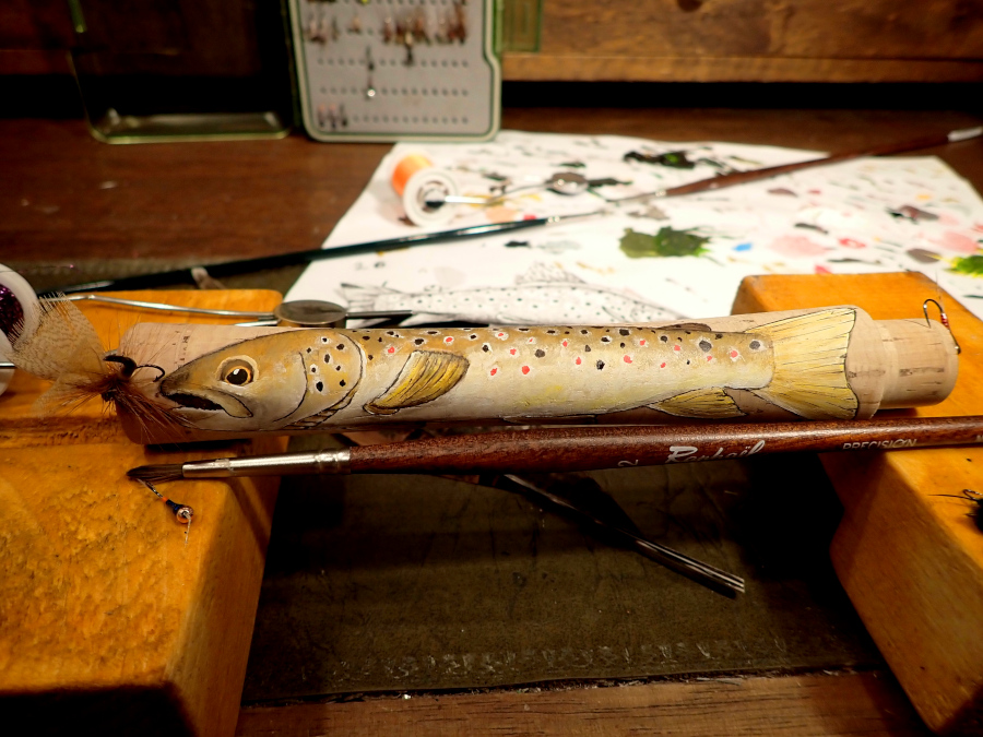 Peinture truite fario sur poignée en liège de canne à pêche.